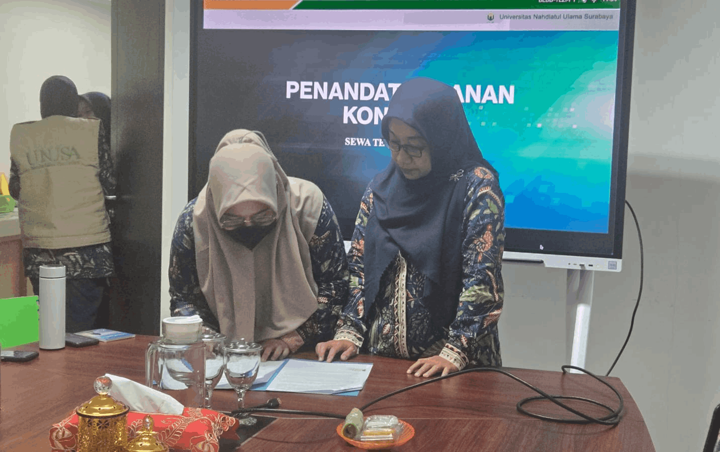 Penandatanganan Kontrak Sewa Tempat Usaha Kantin UNUSA